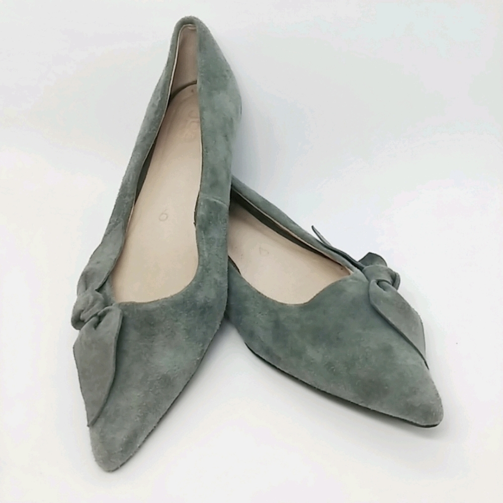 Joe Fresh Suede Ballet Flat with Side Bow Sz9